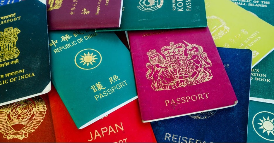 Which documents are needed for a passport